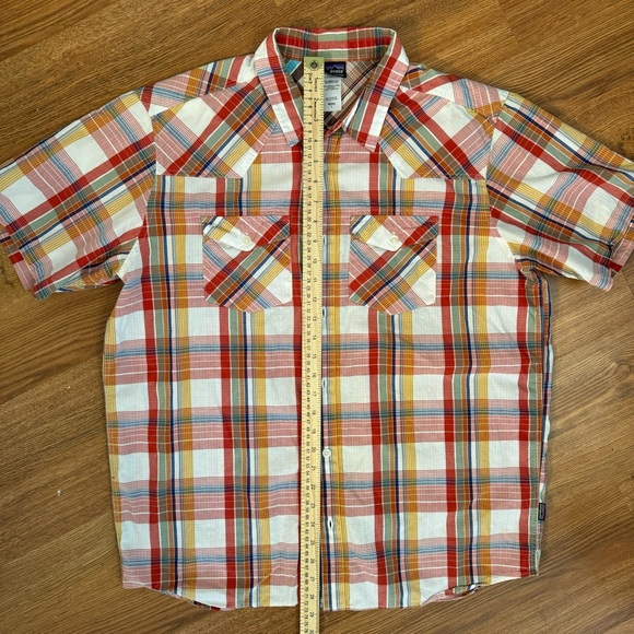 Patagonia Mens Shirt Red ORGANIC Cotton Button Up Outdoor Hiking Plaid - L - Picture 4 of 14